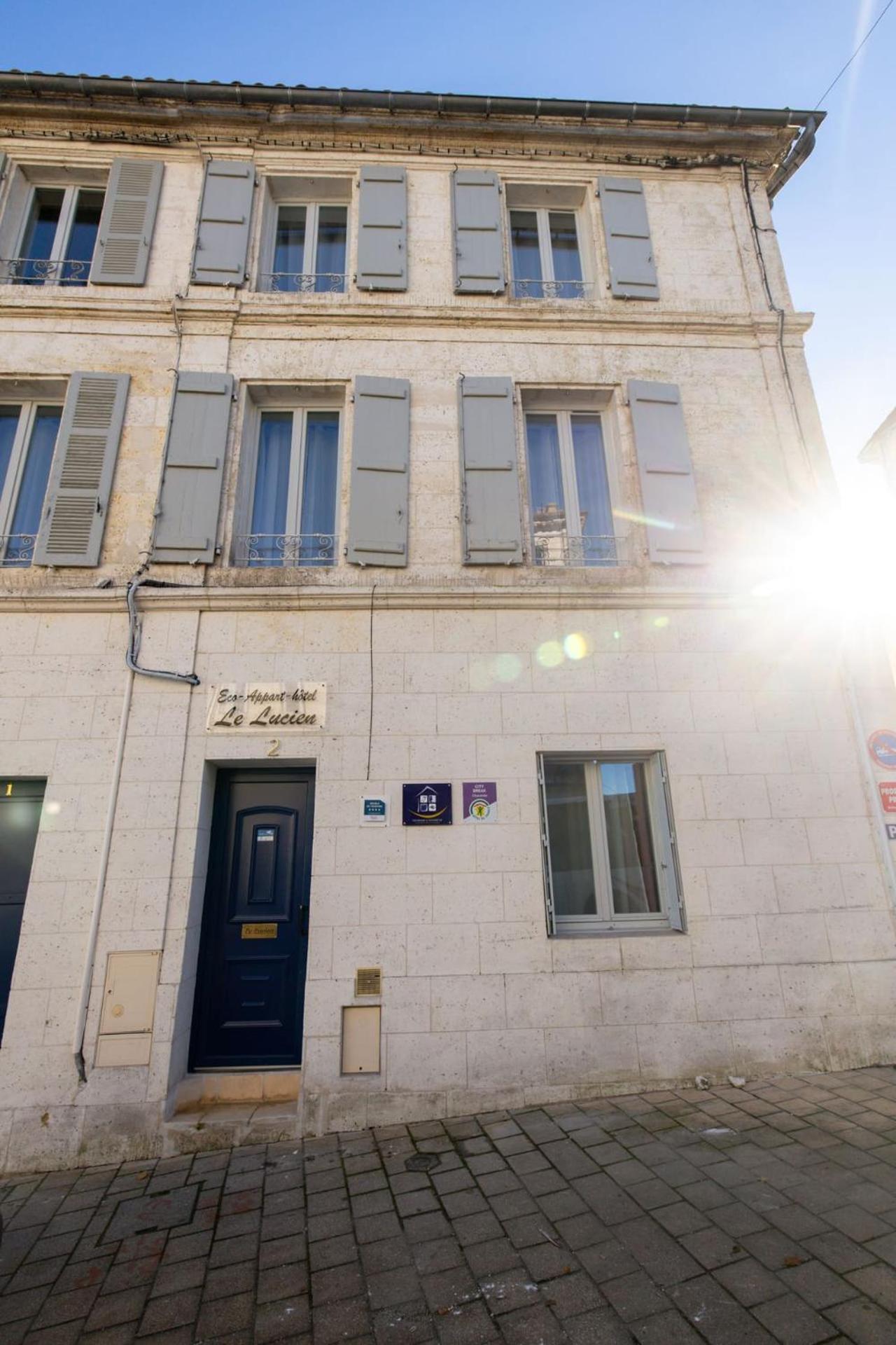 Le Lucien Eco-Appart'Hotel - Angouleme - Centre - Wifi - Parking Prive - Classe 4 Etoiles Exterior photo