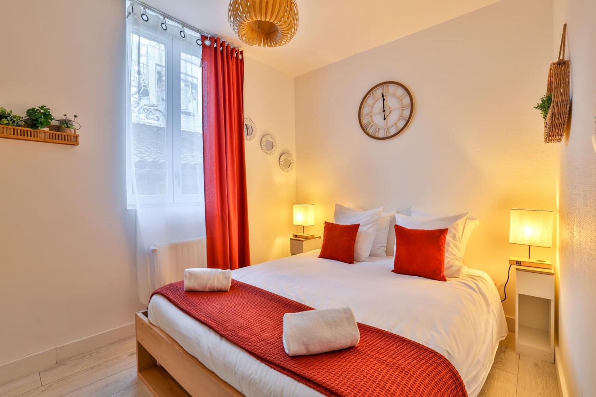 Le Lucien Eco-Appart'Hotel - Angouleme - Centre - Wifi - Parking Prive - Classe 4 Etoiles Exterior photo